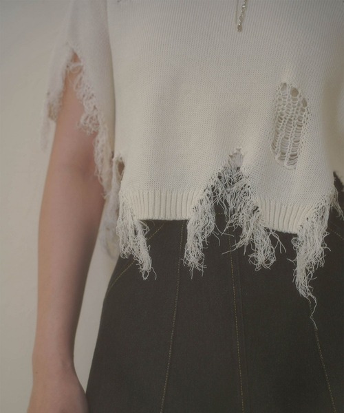 mimi toujours（ミミトゥジュール）の「ショート丈 ダメージ ニット トップス mimi toujours×itsPeachi（ニット/セーター・レディース・イエロー/ライトブルー/ホワイト・M）」の15枚目の写真