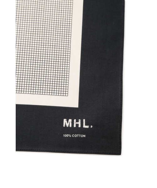 MHL.(エムエイチエル)の「TINY CHECK SCARF(ストール/ショール・レディース・イエロー/チャコール・FREE)」の8枚目の写真