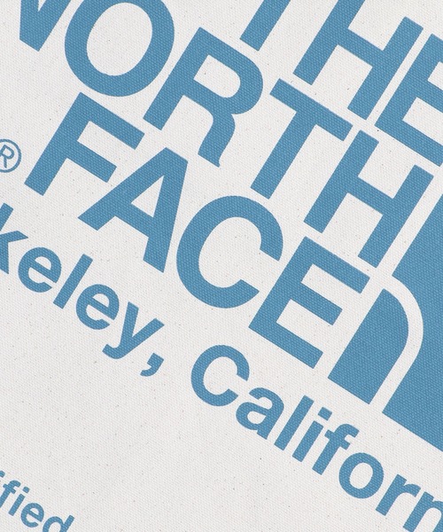 THE NORTH FACE（ザノースフェイス）の「THE NORTH FACE  ORGANIC C TOTE ザ・ノース・フェイス オーガニックCトート（トートバッグ・メンズ・ホワイト×ブラック/ホワイト×ブルー/ホワイト×グリーン/ホワイト×レッド・FREE）」の5枚目の写真