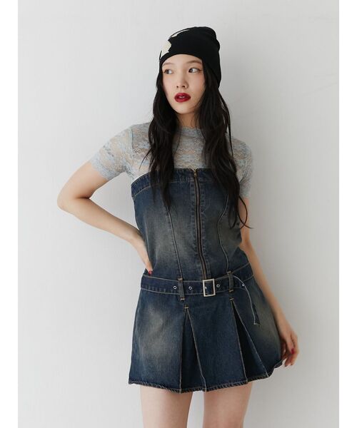 jouetie（ジュエティ）の「タックプリーツデニムキャミワンピース（ワンピース・レディース・ブルー/ブラック・MEDIUM）」の11枚目の写真