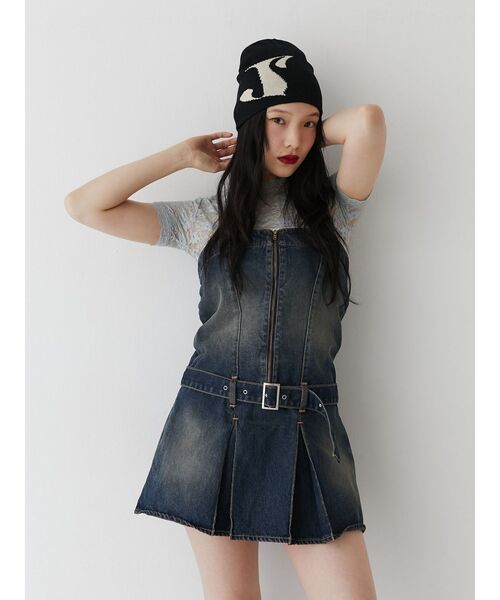 jouetie（ジュエティ）の「タックプリーツデニムキャミワンピース（ワンピース・レディース・ブルー/ブラック・MEDIUM）」の10枚目の写真