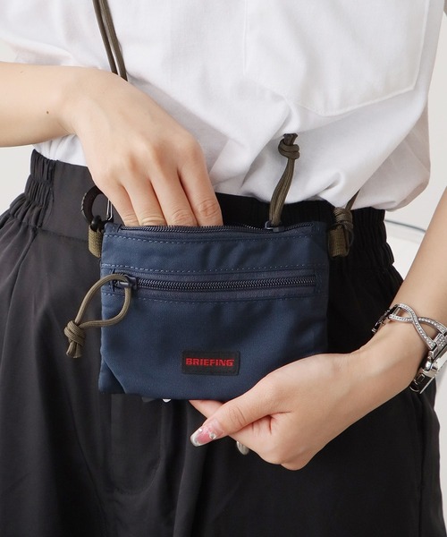 BRIEFING（ブリーフィング）の「BRIEFING/ブリーフィング W ZIP PURSE 財布（財布・メンズ・ブラック/ベージュ/ネイビー・FREE）」の3枚目の写真