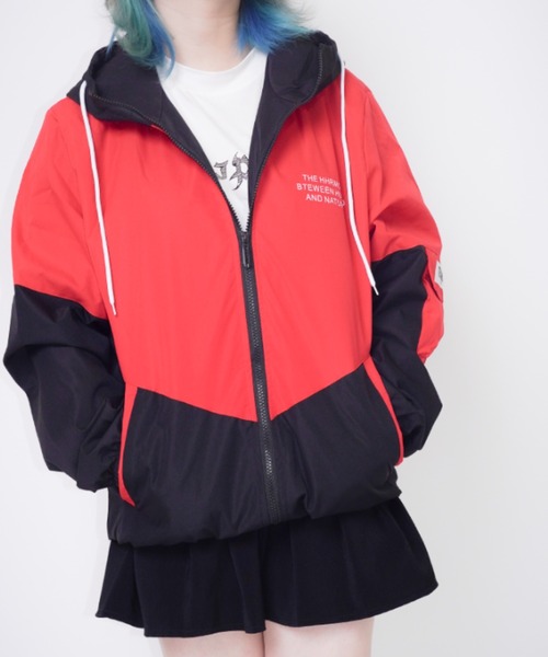 rovtski(ロフトスキー)の「Z)【BLINGLEADS】ABL21470 GRAPHICHOOD BLOUSON/グラフィックフードブルゾン(ブルゾン・レディース・ホワイト×ブルー/ブラック×レッド/ブラック系その他/ブラック×ブルー/ホワイト系その他・FREE)」の16枚目の写真