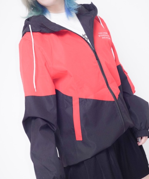 rovtski(ロフトスキー)の「Z)【BLINGLEADS】ABL21470 GRAPHICHOOD BLOUSON/グラフィックフードブルゾン(ブルゾン・レディース・ホワイト×ブルー/ブラック×レッド/ブラック系その他/ブラック×ブルー/ホワイト系その他・FREE)」の11枚目の写真