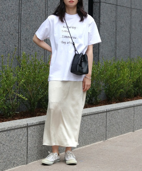 HER CLOSET(ハークローゼット)の「 【HER CLOSET】WEB限定手描きロゴTシャツ WEB LIMITED HAND-DRAWN LOGO T-SHIRT(Tシャツ/カットソー・レディース・オフホワイト/ブラック・L/M/S)」の19枚目の写真