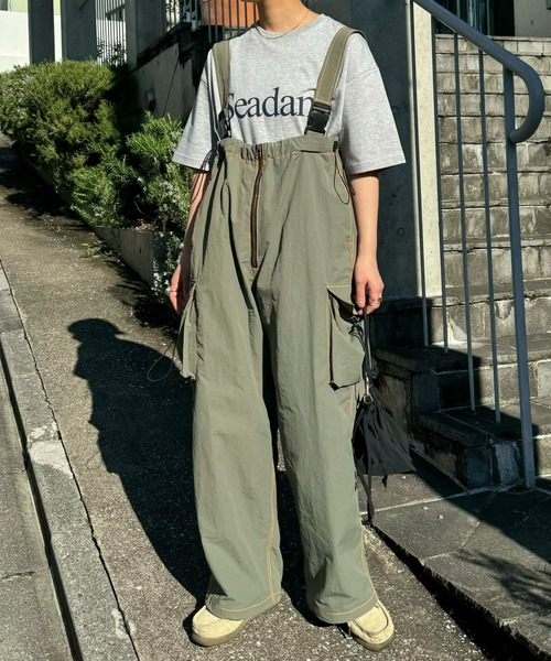 SOUNDSGOOOOD（サウンズグッド）の「【SOUNDS GOOOOD / サウンズグッド】ナイロンサロペットカーゴパンツ（サロペット/オーバーオール・メンズ・ブラック/オリーブ/ライトグレー・ONE SIZE）」の3枚目の写真