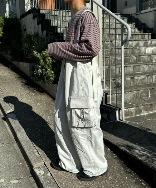 SOUNDSGOOOOD（サウンズグッド）の「【SOUNDS GOOOOD / サウンズグッド】ナイロンサロペットカーゴパンツ（サロペット/オーバーオール・メンズ・ブラック/オリーブ/ライトグレー・ONE SIZE）」の13枚目の写真