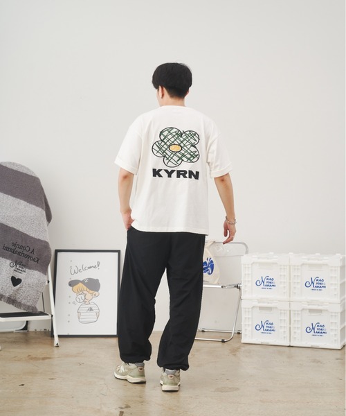kaoyorinakami（カオヨリナカミ）の「flower logo t / フラワーロゴT
