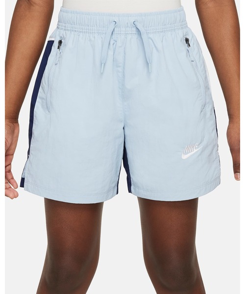 NIKE（ナイキ）の「《NIKEアパレル》YTH NSW アンプリファイ ウーブンショート（その他パンツ・キッズ・ライトブルー/グリーン系その他・130/140/150/160）」の4枚目の写真