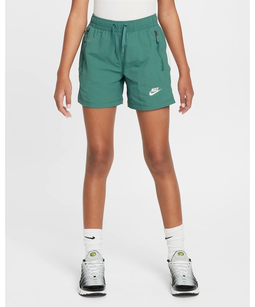 NIKE（ナイキ）の「《NIKEアパレル》YTH NSW アンプリファイ ウーブンショート（その他パンツ・キッズ・ライトブルー/グリーン系その他・130/140/150/160）」の9枚目の写真