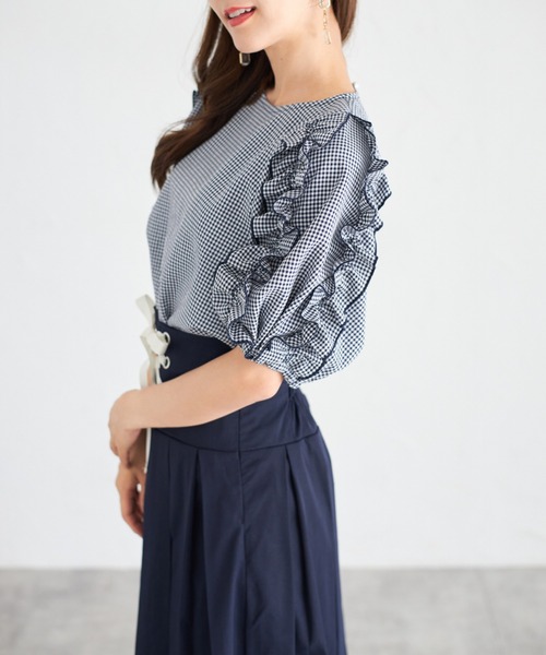 tocco closet(トッコ クローゼット)の「【ZOZO限定】フリルスリーブギンガムチェックブラウス(シャツ/ブラウス・レディース・ネイビー・M)」の17枚目の写真