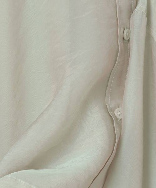 JEANASIS（ジーナシス）の「シャンブレーシアーシャツLS/130563（シャツ/ブラウス・レディース・ブラック/ライトベージュ/ブルー/ピンク/イエロー・MEDIUM/LARGE）」の11枚目の写真