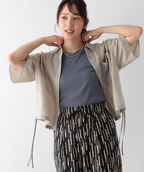 GLOBAL WORK（グローバルワーク）の「【MATINEE LINE】シアー裾ドロストシャツ5分袖/123958（シャツ/ブラウス・レディース・アイボリー/ブラック/ライトグレー・MEDIUM/LARGE）」の20枚目の写真