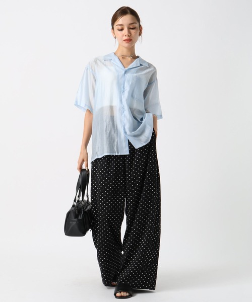 FOREVER 21（フォーエバー トゥエンティーワン）の「【2024SS】開襟シアーシャツ（シャツ/ブラウス・レディース・ピンク/ネイビー/ブラウン/ブルー/オフホワイト・FREE）」の11枚目の写真