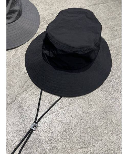 EMODA（エモダ）の「ボックスEバケットハット（ハット・レディース・グレー/ブラック・FREE）」の2枚目の写真