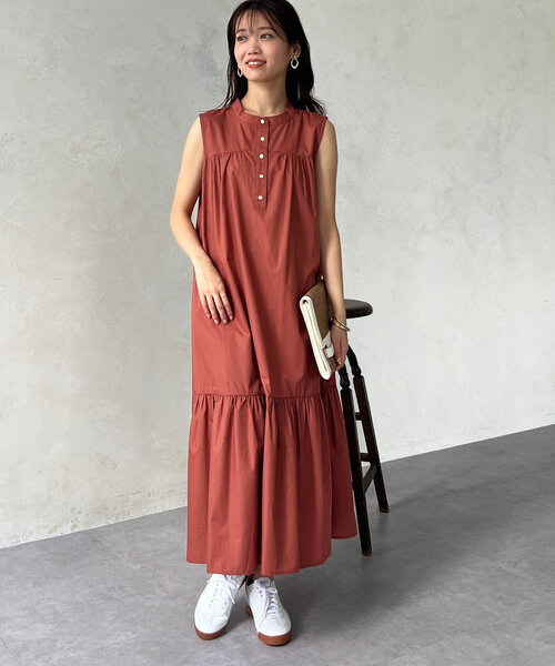 Chez toi(シェトワ)の「ヘンリーネックフロントティアードワンピース(ワンピース・レディース・ベージュ/ブラック/オレンジ・FREE)」の10枚目の写真