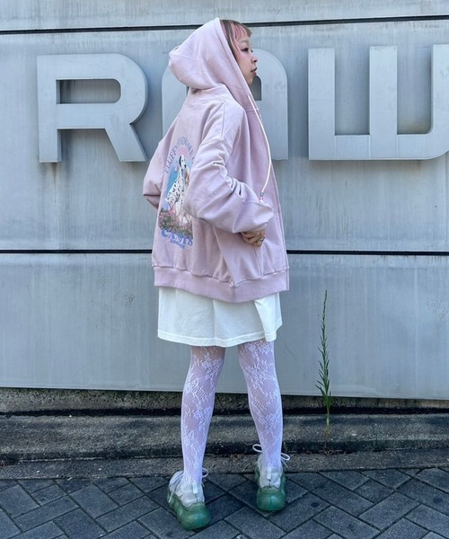 トップス candystripper FLUFFY CLUB SWEAT HOODIE Candy Stripper（キャンディストリッパー）の「FLUFFY CLUB