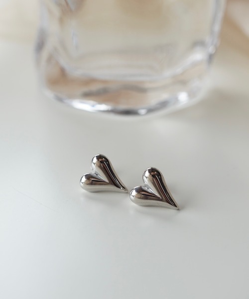 CERCA(チェルカ)の「saran jewelry/アレルギー対応 ハートピアス(ピアス(両耳用)・レディース・ゴールド/シルバー・FREE)」の1枚目の写真