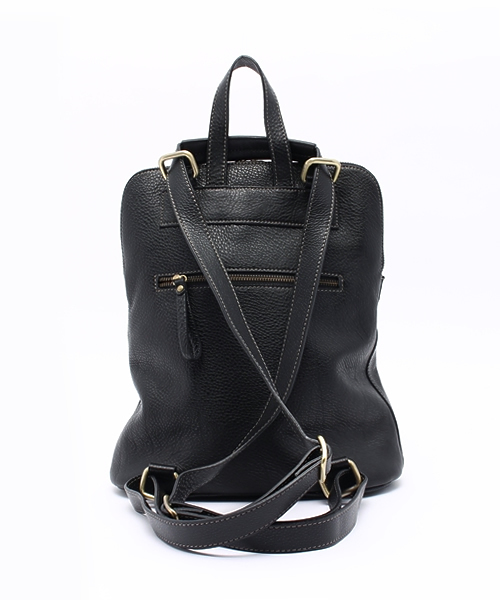 IO PELLE（イオペレ）の「IOPELLEITALIA（バックパック/リュック