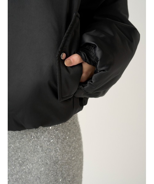 FRAY I.D(フレイアイディー)の「サテンパッファージャケット(ダウンジャケット/コート・レディース・ブラック/ベージュ・0/1)」の7枚目の写真