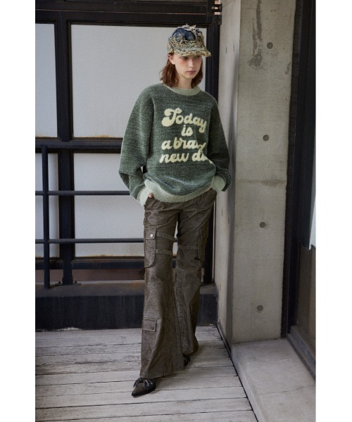 SLY（スライ）の「【限定展開】JQ LOGO MINKY LOOSE KNIT TOPS ジャガード ロゴ ミンキー ルーズ ニット トップス（ニット/セーター・レディース・ブラック系その他2/カーキ/ピンク系その他・FREE）」の19枚目の写真