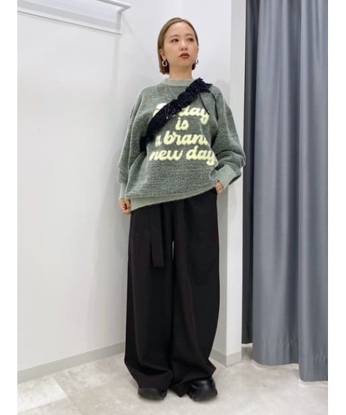 SLY（スライ）の「【限定展開】JQ LOGO MINKY LOOSE KNIT TOPS ジャガード ロゴ ミンキー ルーズ ニット トップス（ニット/セーター・レディース・ブラック系その他2/カーキ/ピンク系その他・FREE）」の17枚目の写真