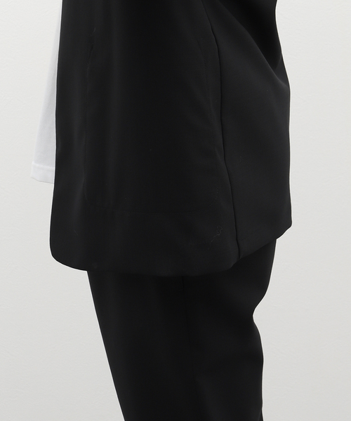 Maison Margiela(メゾンマルジェラ)の「Maison Margiela (メゾン マルジェラ) No Collar Jacket S.U S50BN0447/S44330(ノーカラージャケット・メンズ・ブラック・46/50/48)」の12枚目の写真