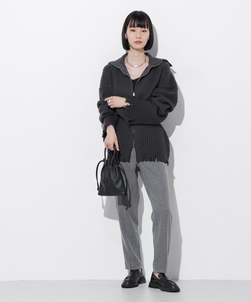 Apo(s)ture(アポスチャー)の「NORAH-002/ヘリンボンテーパードパンツ(その他パンツ・レディース・チャコール/ブラウン/グレー/ライトグレー・XS/S/M/L/XL)」の22枚目の写真
