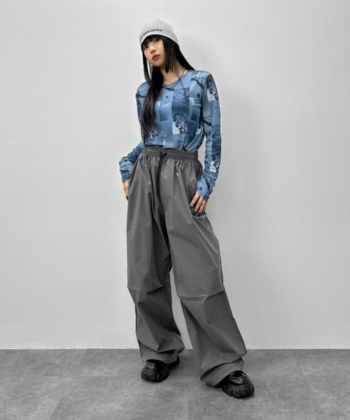 LVEU.(ラブユ.)の「【LVEU.】フォトプリントクルーネックシアートップス / トップス カットソー シアー シースルー プリント フォト 長袖 クルーネック レイヤード ブラック ブルー(Tシャツ/カットソー・レディース・ブラック/ブルー・FREE)」の19枚目の写真
