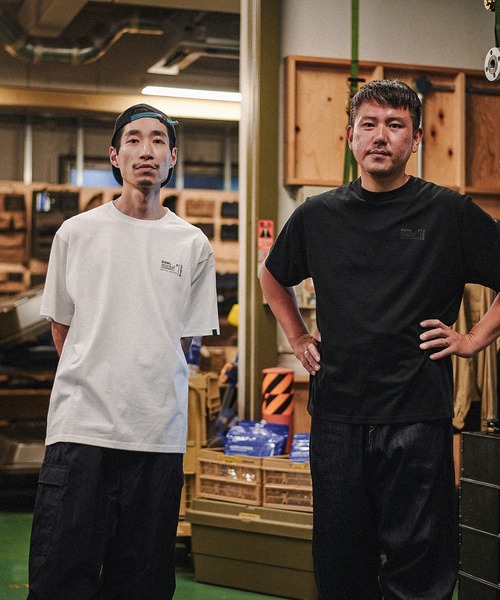 GORDON MILLER(ゴードンミラー)の「GORDON MILLER VIBTEX ロゴ Tシャツ(Tシャツ/カットソー・メンズ・ホワイト/ブラック・2/1/3)」の22枚目の写真