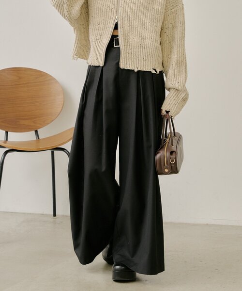 RAY CASSIN（レイカズン）の「ベルト付きワイドタックスラックスパンツ（その他パンツ・レディース・グレー系その他2/ベージュ/ブラック・FREE）」の8枚目の写真