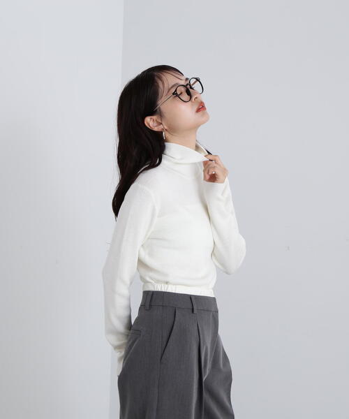 N.（N. Natural Beauty Basic）（エヌエヌナチュラルビューティーベーシック）の「◆ウール混ハイネックニット（ニット/セーター・レディース・レッド/オフホワイト/ブルー/ブラック・MEDIUM）」の7枚目の写真