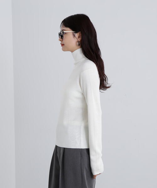 N.（N. Natural Beauty Basic）（エヌエヌナチュラルビューティーベーシック）の「◆ウール混ハイネックニット（ニット/セーター・レディース・レッド/オフホワイト/ブルー/ブラック・MEDIUM）」の15枚目の写真