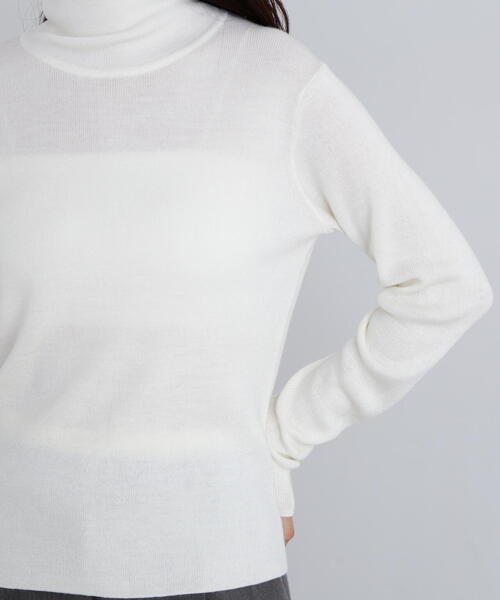 N.（N. Natural Beauty Basic）（エヌエヌナチュラルビューティーベーシック）の「◆ウール混ハイネックニット（ニット/セーター・レディース・レッド/オフホワイト/ブルー/ブラック・MEDIUM）」の18枚目の写真