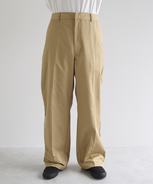 ANME（アンメ）の「TCツイルセンタープレスストレートワイドパンツ（チノパンツ・レディース・ブラック/カーキ/ベージュ・M/L/XL/XXL）」の21枚目の写真