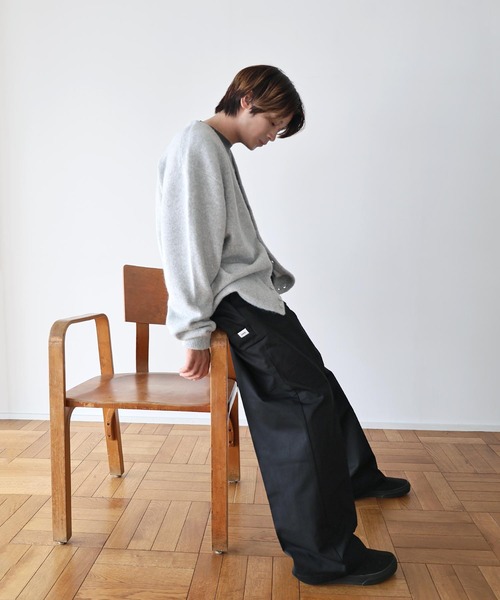 ANME（アンメ）の「TCツイルセンタープレスストレートワイドパンツ（チノパンツ・レディース・ブラック/カーキ/ベージュ・M/L/XL/XXL）」の8枚目の写真