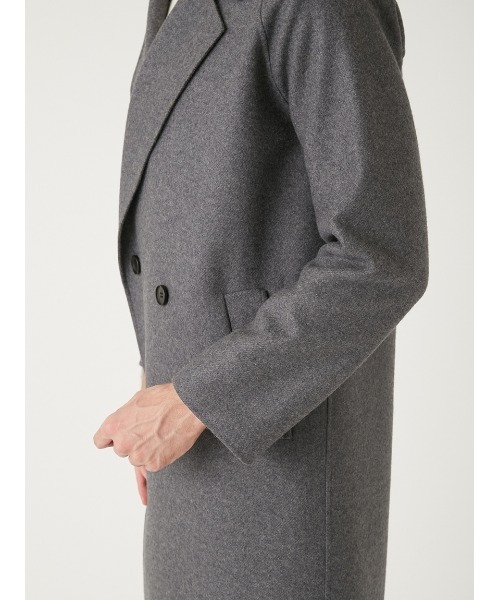 ダブルブレステッド ウール コート グリーン 新時代のニューノーマルに合う、ダブルブレステッドコート7選