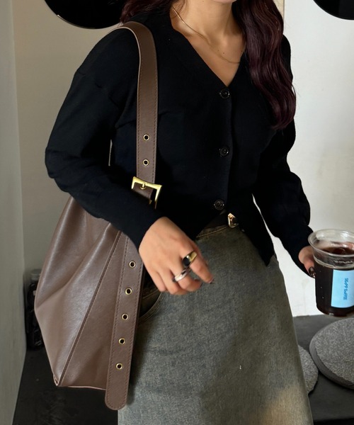 efill（エフィル）の「スクエア ショルダーバッグ（ショルダーバッグ・レディース・モカ・FREE）」の3枚目の写真