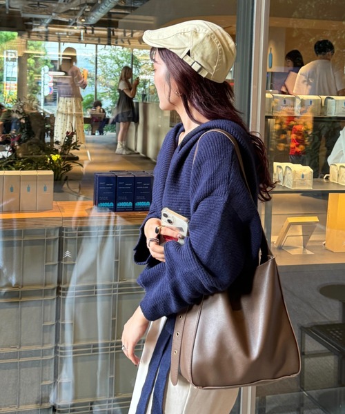 efill（エフィル）の「スクエア ショルダーバッグ（ショルダーバッグ・レディース・モカ・FREE）」の4枚目の写真