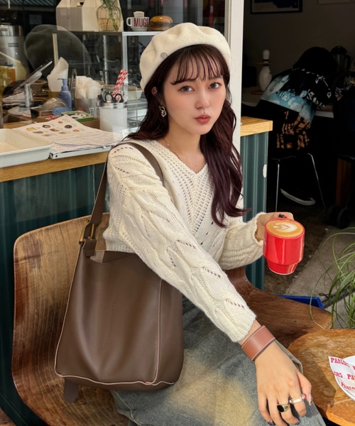 efill（エフィル）の「スクエア ショルダーバッグ（ショルダーバッグ・レディース・モカ・FREE）」の5枚目の写真