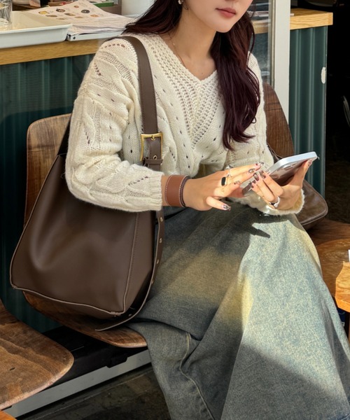 efill（エフィル）の「スクエア ショルダーバッグ（ショルダーバッグ・レディース・モカ・FREE）」の11枚目の写真