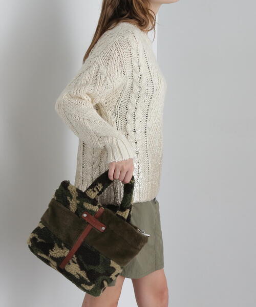 AVIREX（アヴィレックス）の「《直営店限定》BOA×FUR MINI TOTE BAG/ボア×ファー ミニトートバッグ（トートバッグ・レディース・オリーブ系1/アイボリー/ブラック・F）」の3枚目の写真