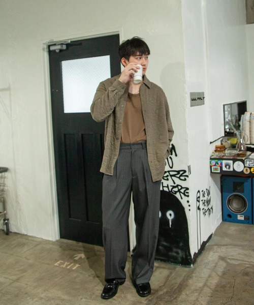 ZIP FIVE -White Line-（ジップファイブホワイトライン）の「【White Line】 カット ジャガード シャツ（シャツ/ブラウス・メンズ・ブラック/グレイッシュベージュ/ブラウン・SMALL/MEDIUM/LARGE）」の5枚目の写真