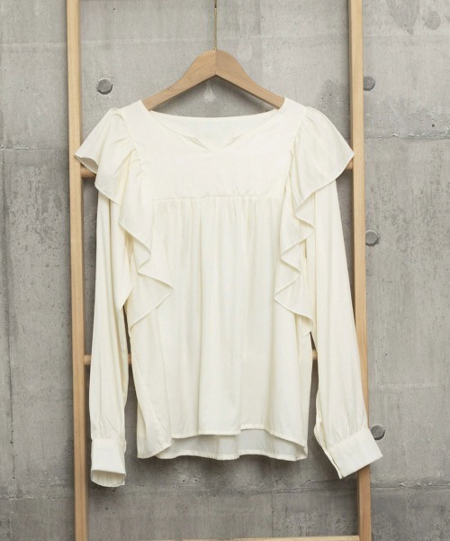 Miniministore(ミニミニストア)の「ラッフルブラウス韓国風 レディース 長袖(シャツ/ブラウス・レディース・ブラック/アイボリー・FREE)」の8枚目の写真