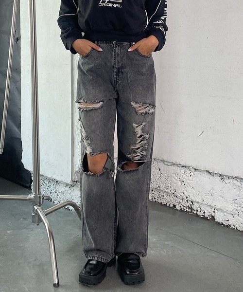 ROGER AND RAW(ロジャーアンドロウ)の「ダメージワイドパンツ(デニムパンツ・レディース・ブラック/ブルー・SMALL/MEDIUM)」の11枚目の写真