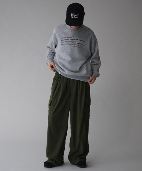 Adoon plain（アドーンプレーン）の「コーデュロイワイドカーゴパンツ（カーゴパンツ・メンズ・カーキ/アイボリー・LARGE/MEDIUM）」の17枚目の写真