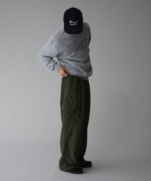 Adoon plain（アドーンプレーン）の「コーデュロイワイドカーゴパンツ（カーゴパンツ・メンズ・カーキ/アイボリー・LARGE/MEDIUM）」の18枚目の写真