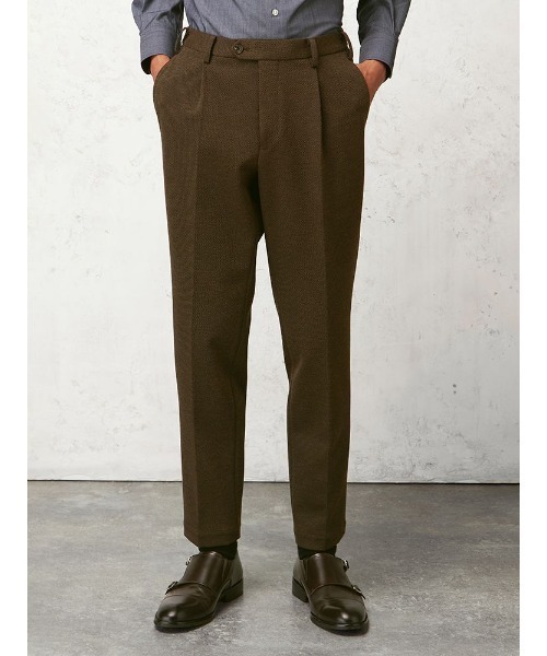 TRANS CONTINENTS（トランスコンチネンツ）の「TRANS CONTINENTS　キャリーマン　ジャージセットアップパンツ　グレー/ブラウン/カー（スラックス・メンズ・チャコールグレー/ブラウン/カーキ・S/M/L/LL）」の2枚目の写真