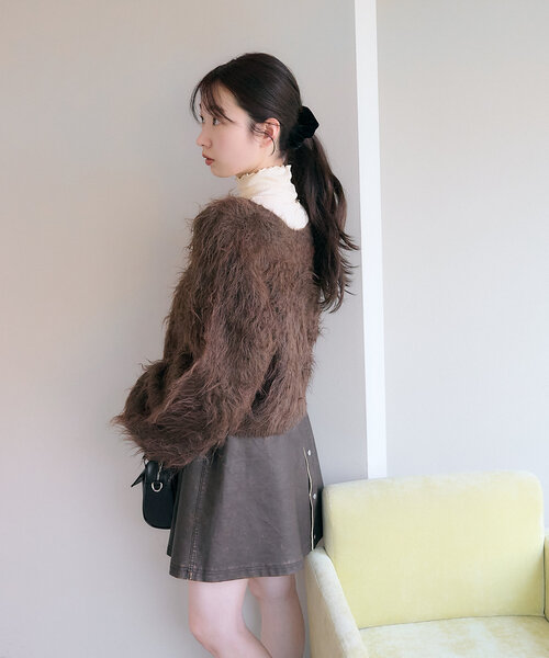 Kastane(カスタネ)の「シャギークロップドカーディガン(カーディガン/ボレロ・レディース・グレー/レモンイエロー/アイボリー/ブラウン・FREE)」の17枚目の写真