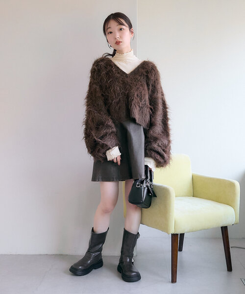 Kastane(カスタネ)の「シャギークロップドカーディガン(カーディガン/ボレロ・レディース・グレー/レモンイエロー/アイボリー/ブラウン・FREE)」の15枚目の写真